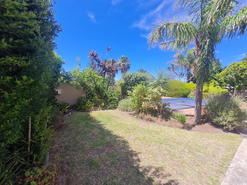 3 Bedroom Property for Sale in Roundhay Western Cape